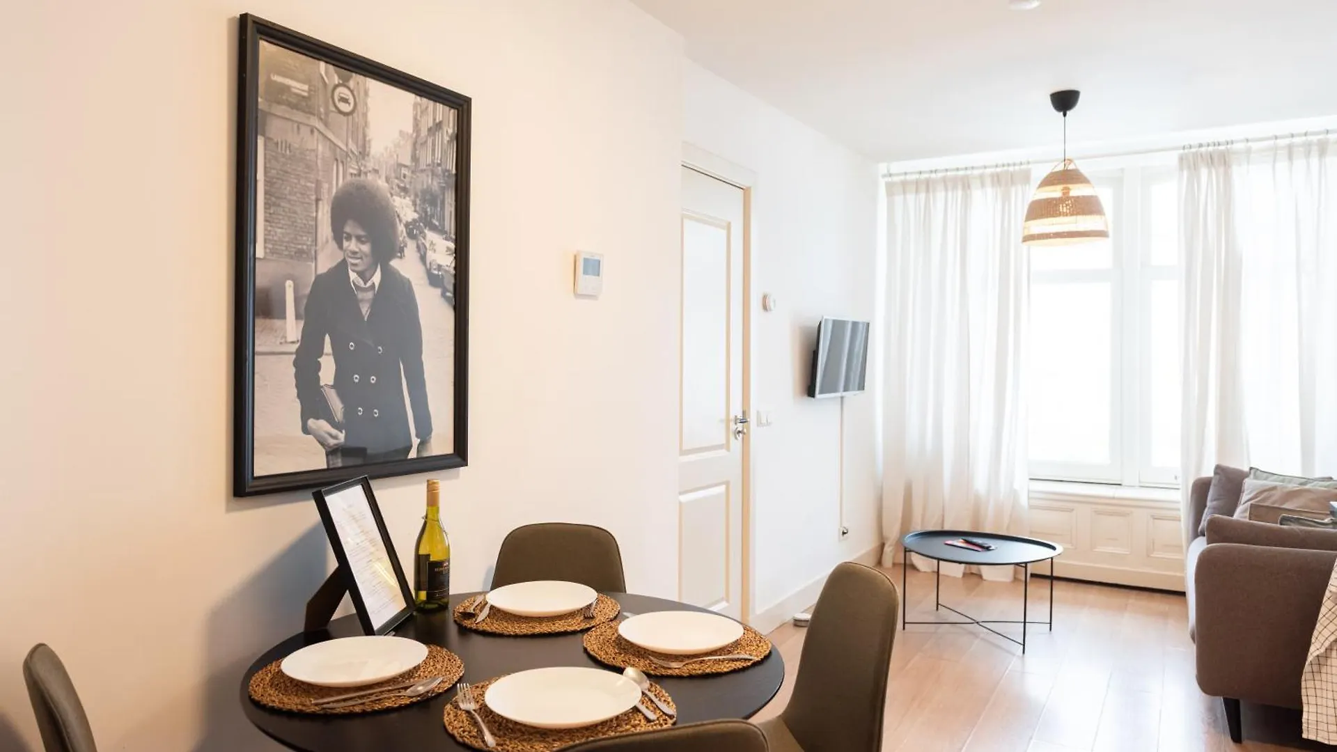 Canal View Apartment Amsterdam