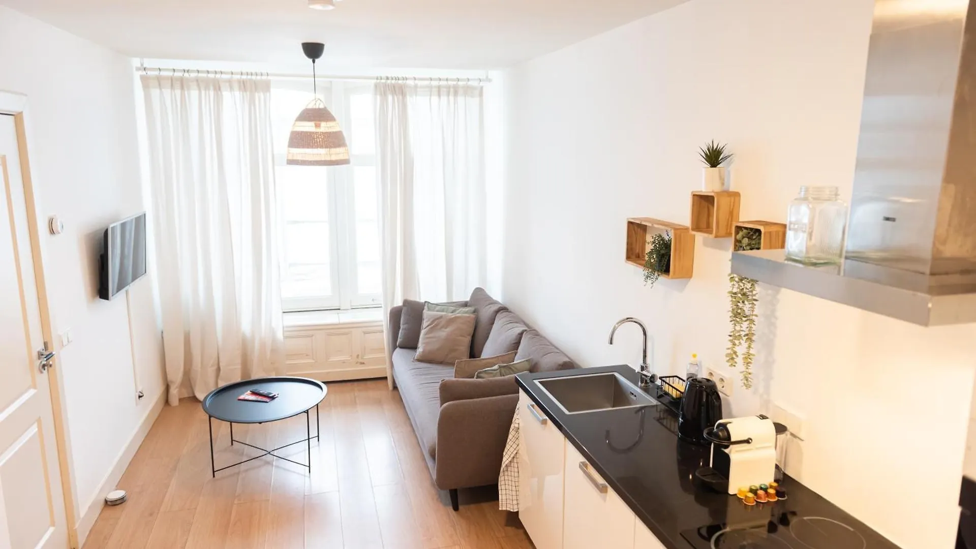 Bed & Breakfast Canal View Apartment Amsterdam